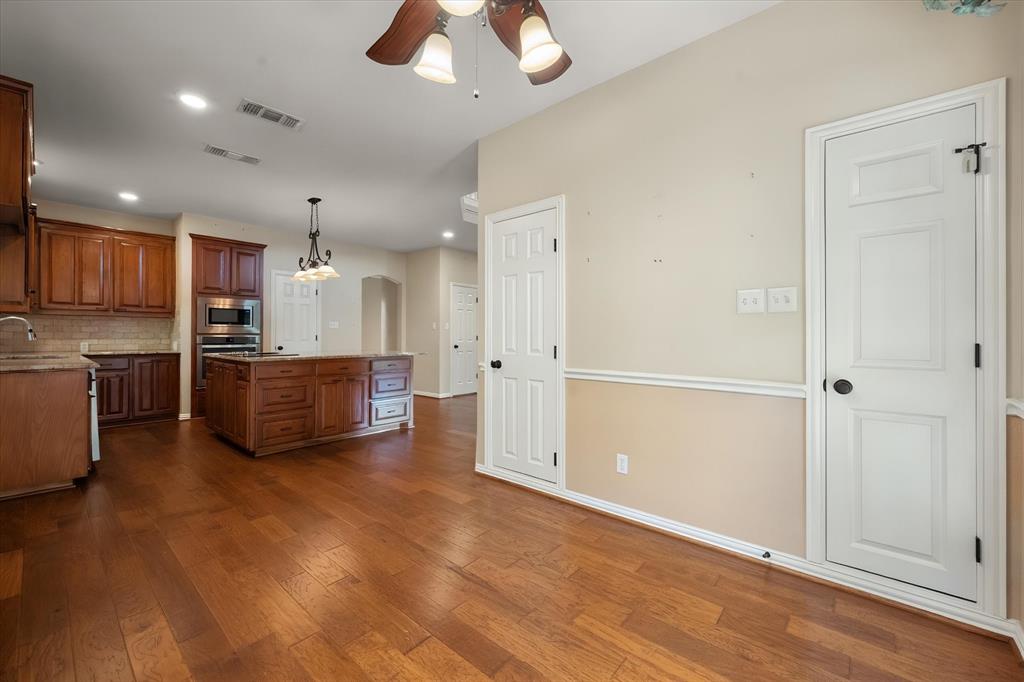1200 Danbury Drive Property Photo 19
