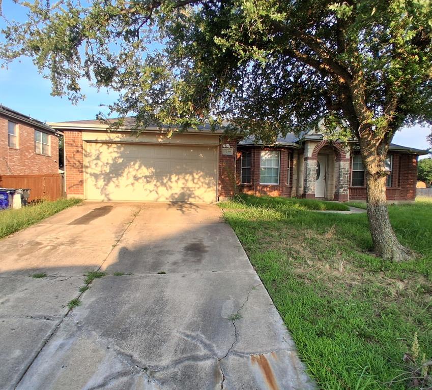 1200 Hampton Drive Property Photo 1
