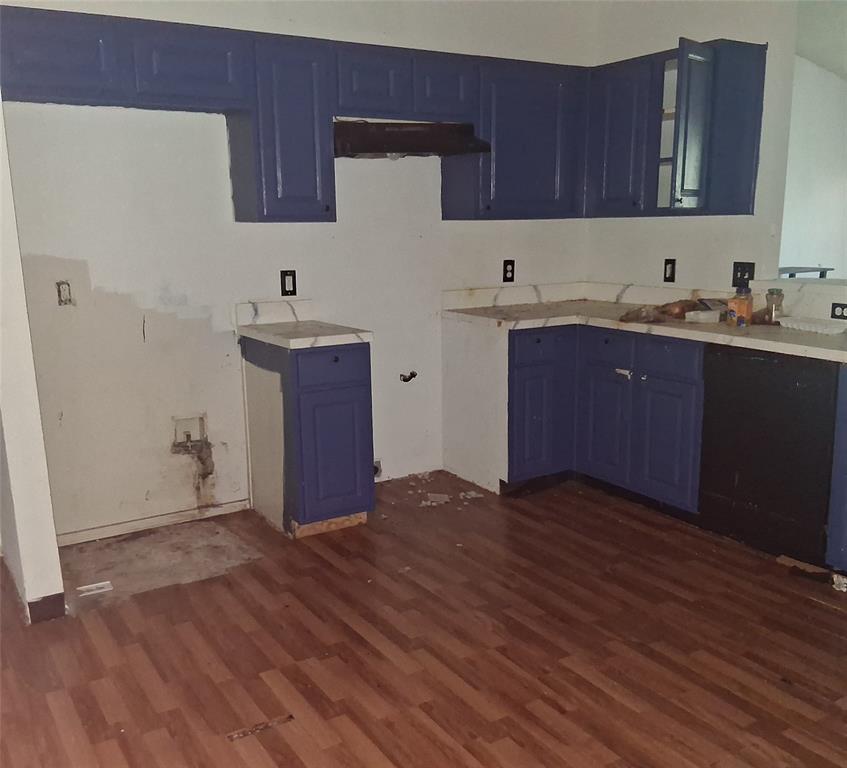 1200 Hampton Drive Property Photo 8