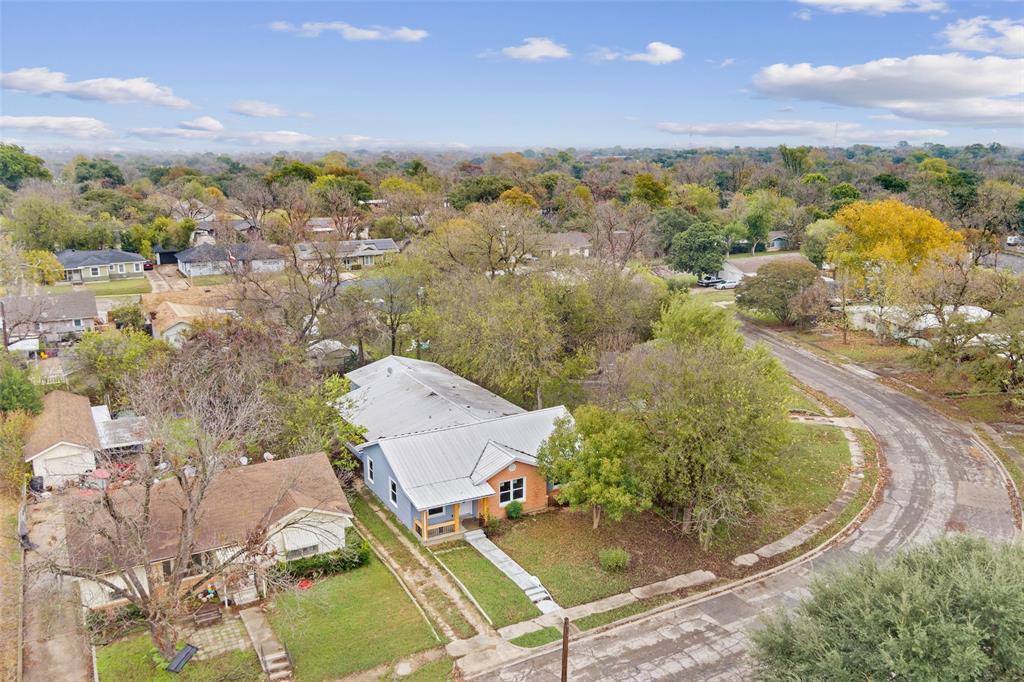 1029 N 45th Street Property Photo 2