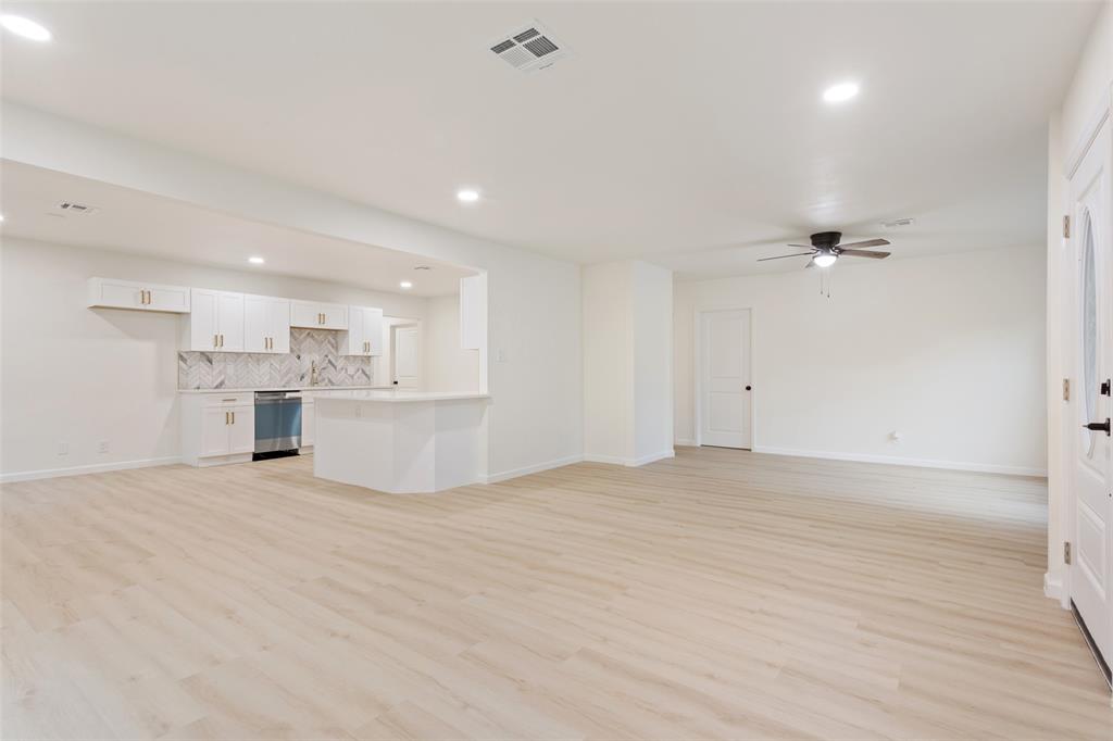 1029 N 45th Street Property Photo 10