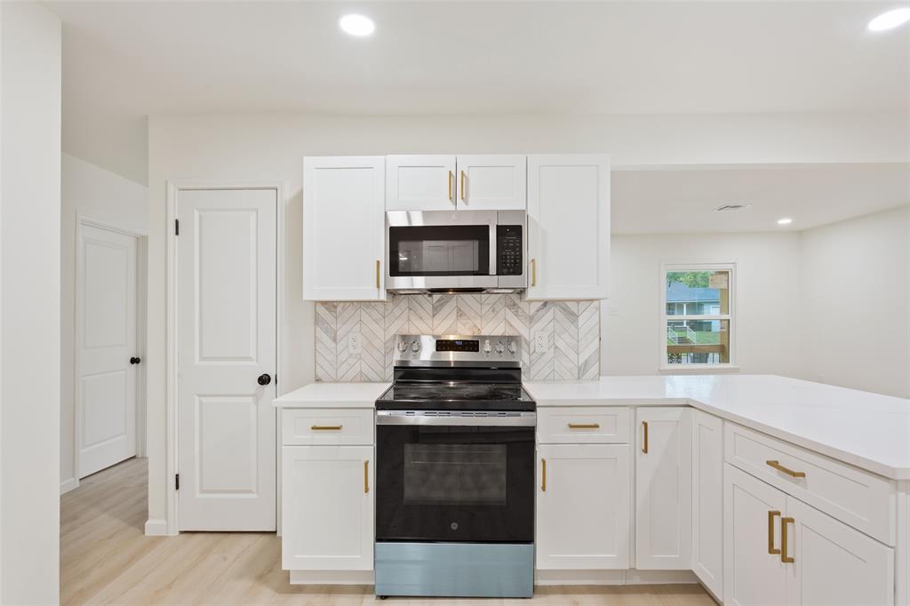 1029 N 45th Street Property Photo 13