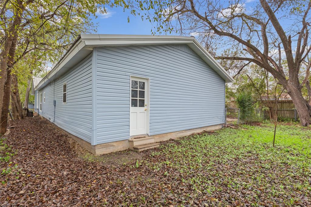 1029 N 45th Street Property Photo 34