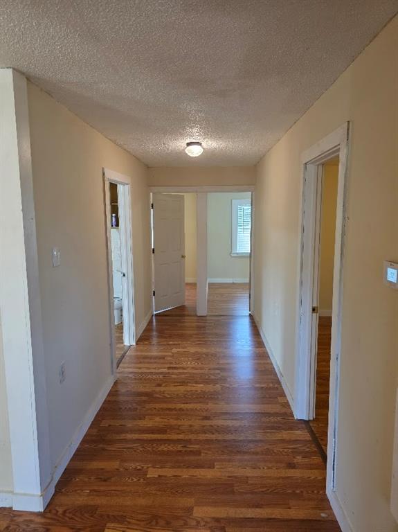 916 West Avenue B Property Photo 12
