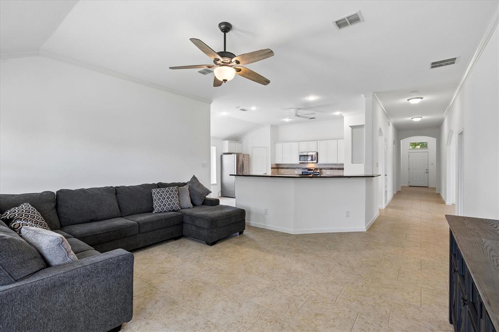333 Pin Cushion Trail Property Photo 8