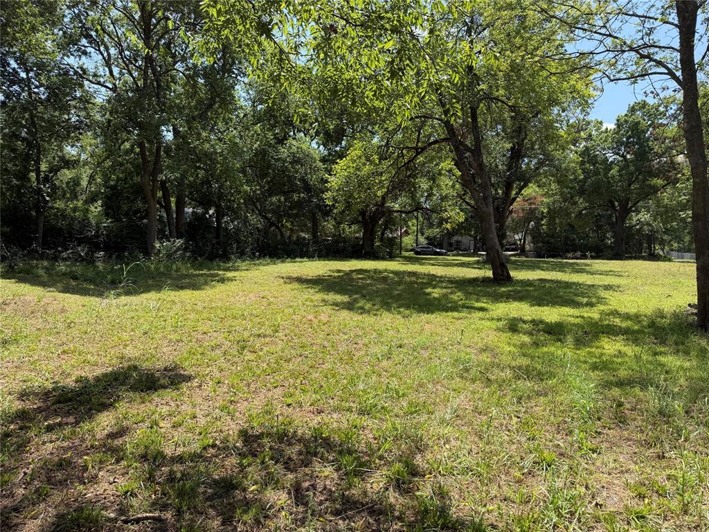 901 S Bryant Avenue Property Photo 6