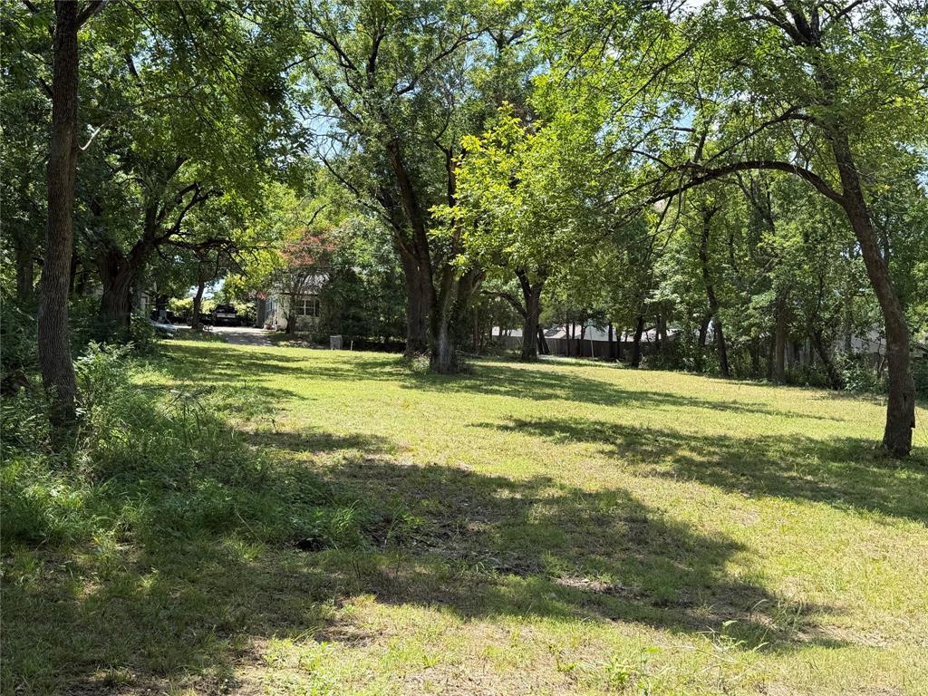 901 S Bryant Avenue Property Photo 10