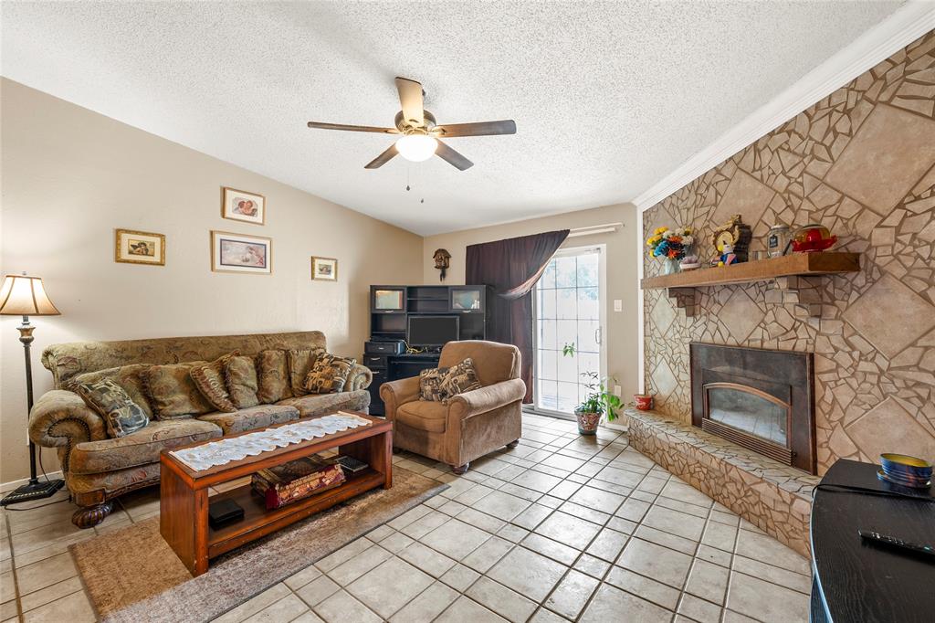2105 Real Drive Property Photo 9
