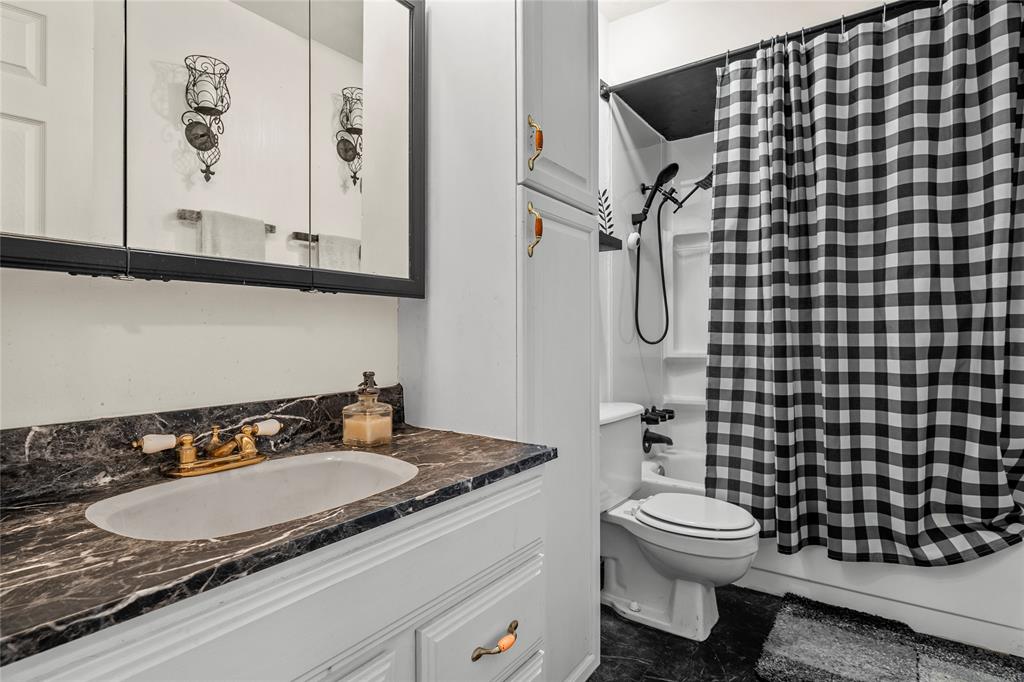 2105 Real Drive Property Photo 24