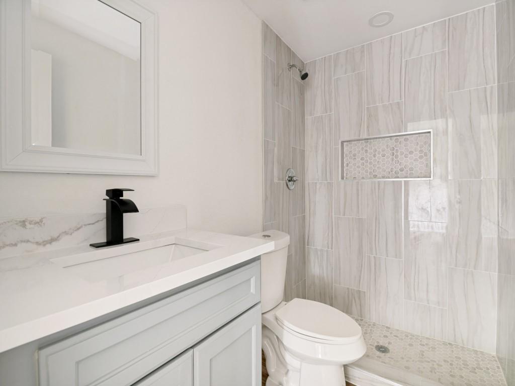 616 Leyenda Drive Property Photo 8