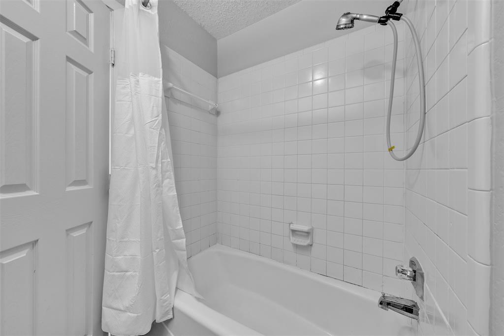 735 Danvers Lane Property Photo 16