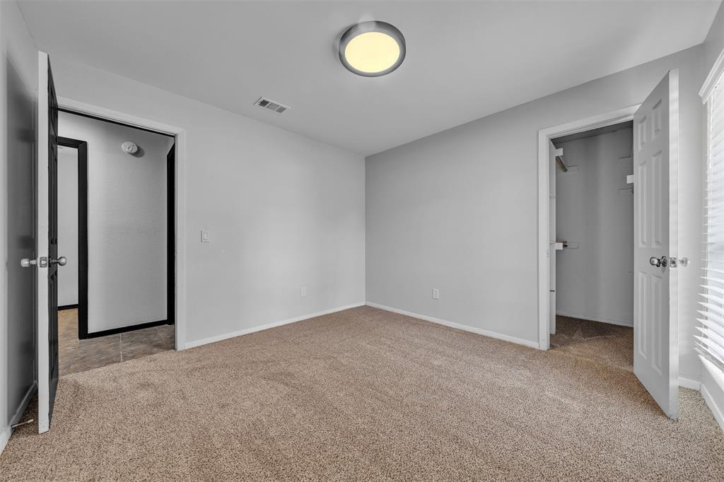 735 Danvers Lane Property Photo 17
