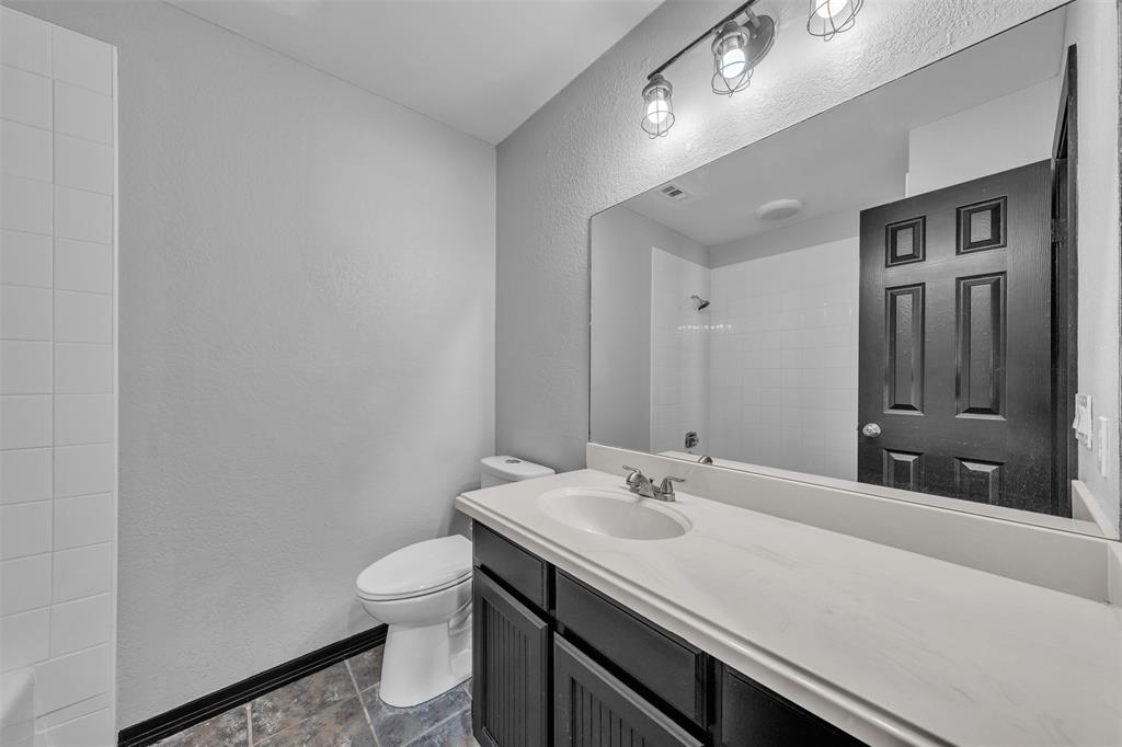735 Danvers Lane Property Photo 19