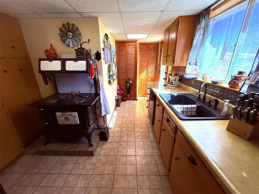 357 County Road 4846 Property Photo 14