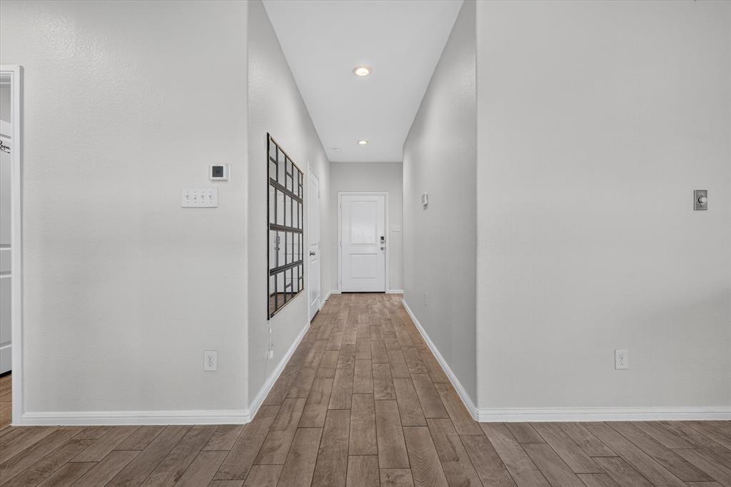 9745 Mint Hill Drive Property Photo 4