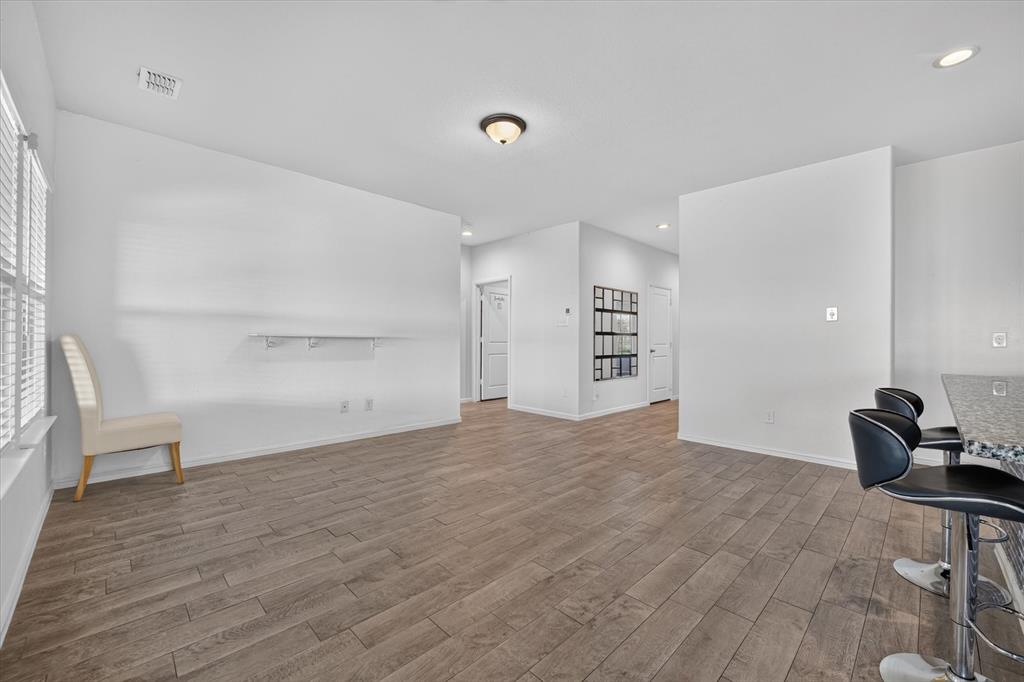 9745 Mint Hill Drive Property Photo 7