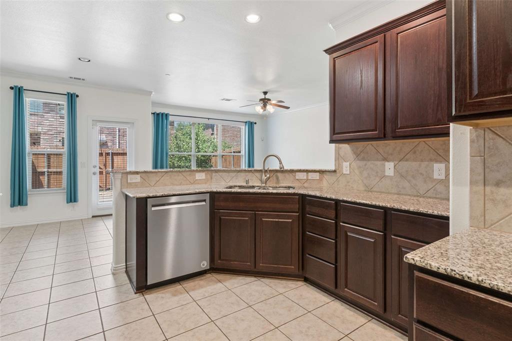 1844 Villa Drive Property Photo 11