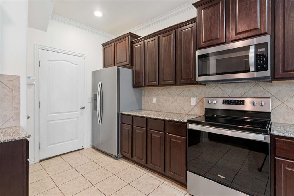 1844 Villa Drive Property Photo 13