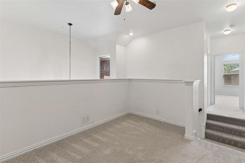 1844 Villa Drive Property Photo 16