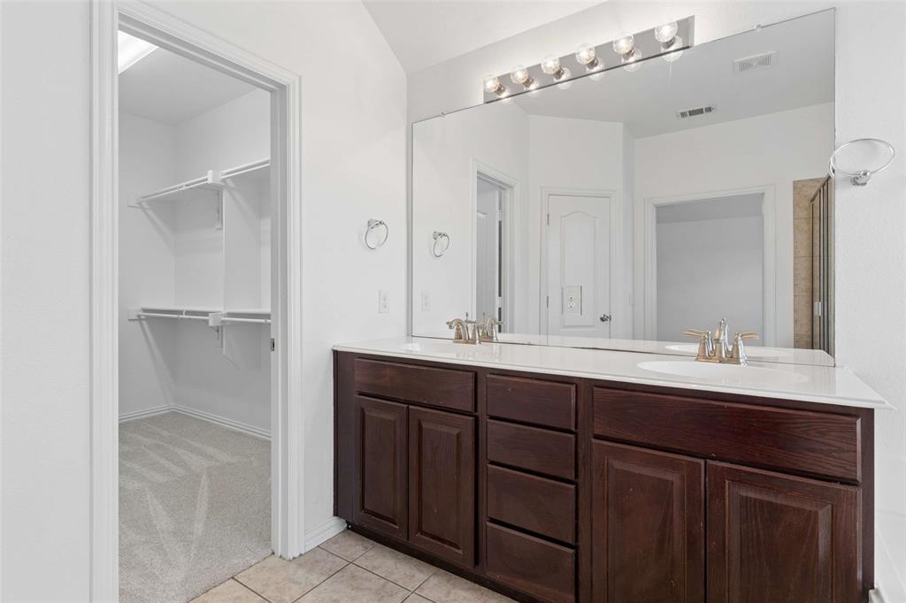 1844 Villa Drive Property Photo 20