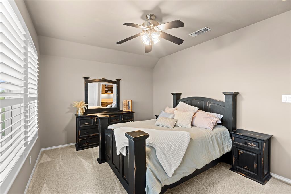 633 Durning Road Property Photo 34