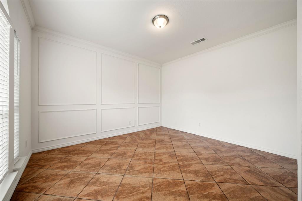 8121 Case Drive Property Photo 7