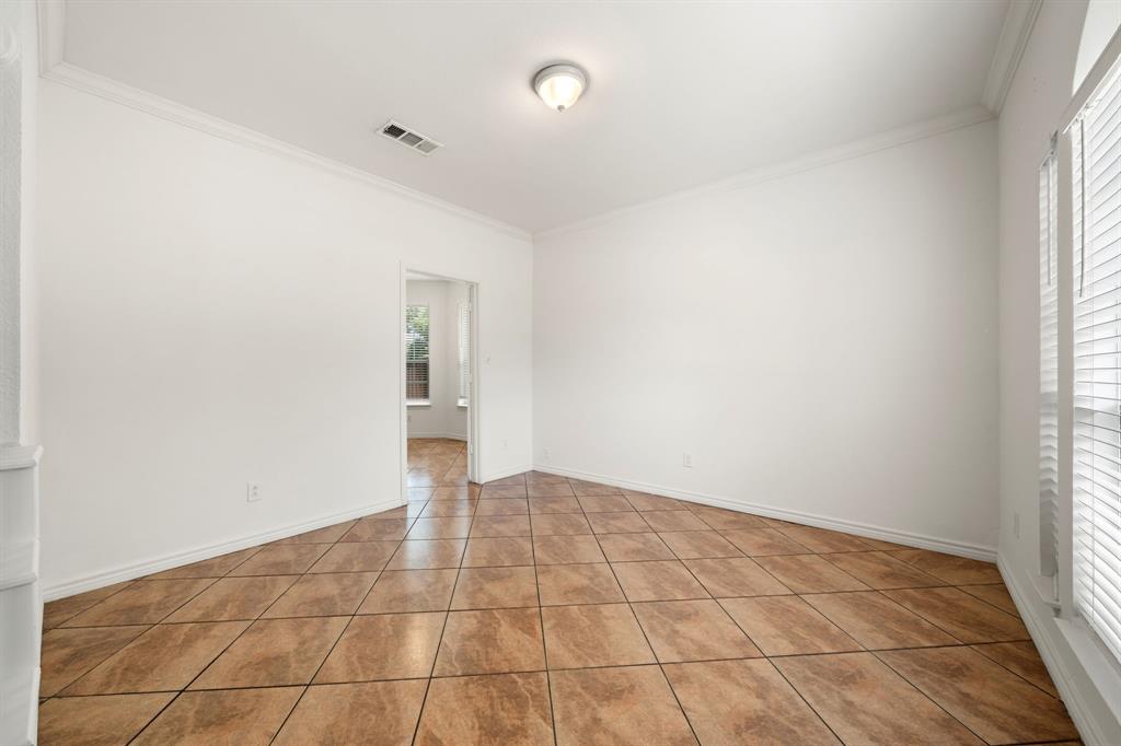 8121 Case Drive Property Photo 9