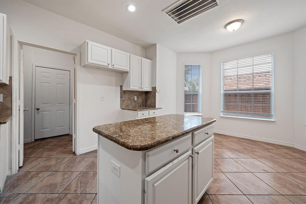 8121 Case Drive Property Photo 14