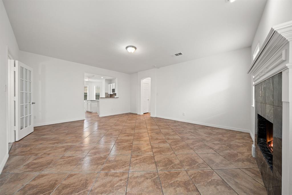 8121 Case Drive Property Photo 18