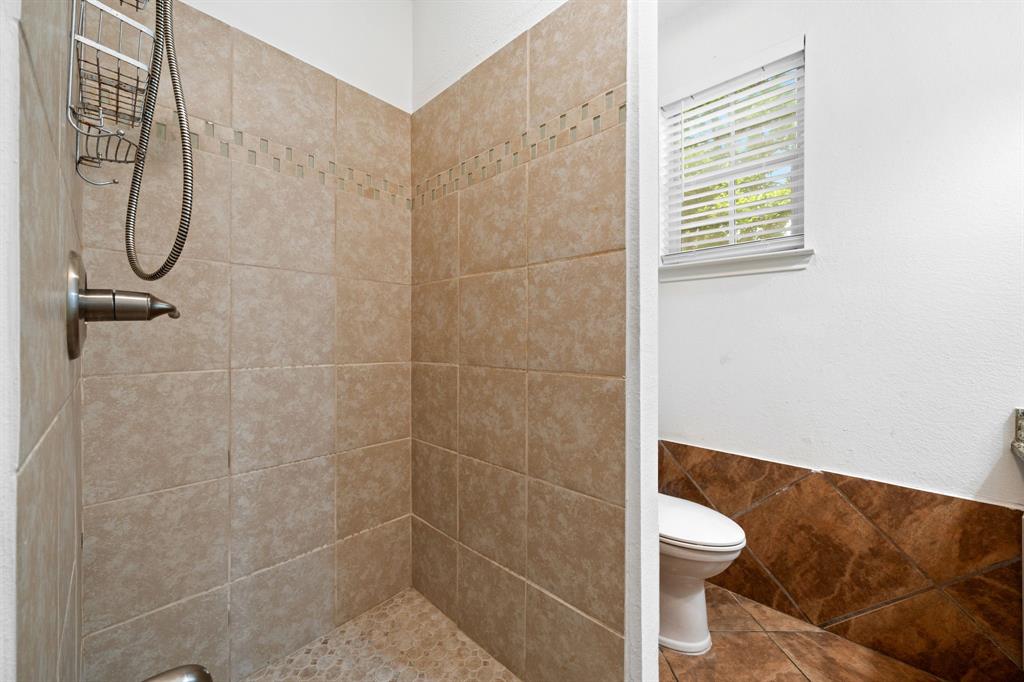 8121 Case Drive Property Photo 21