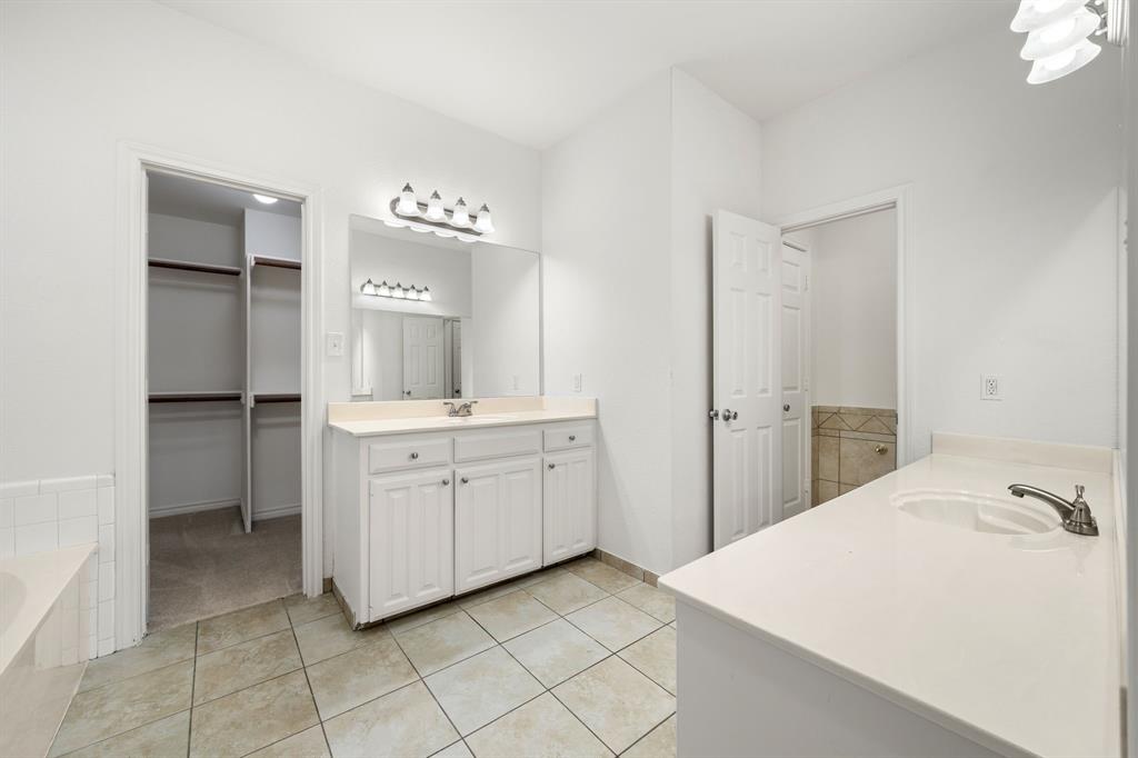 8121 Case Drive Property Photo 27