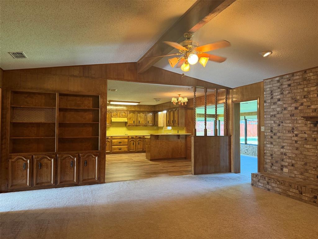 1016 Cliff Drive Property Photo 5