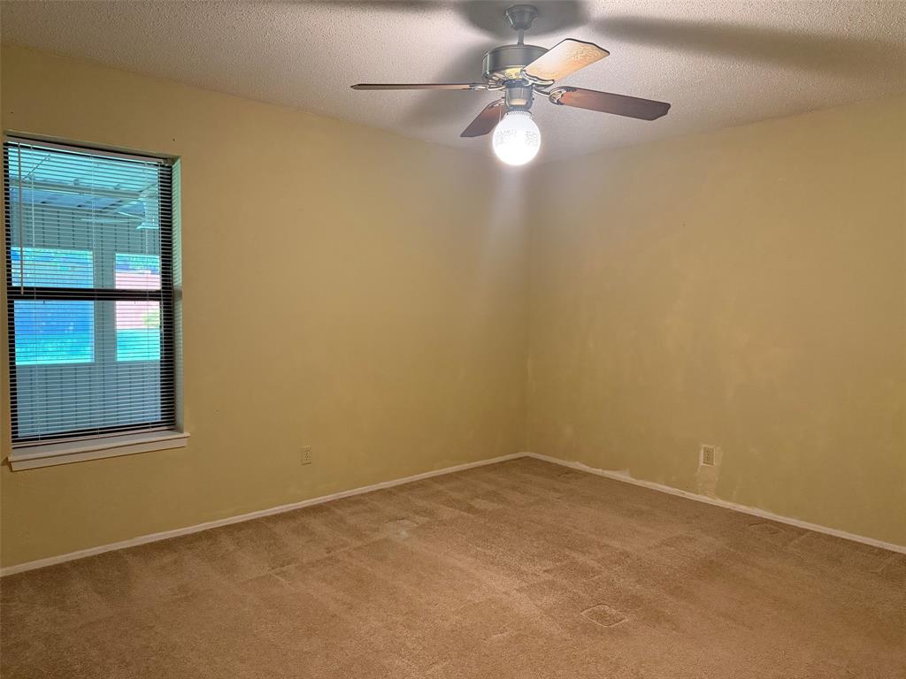 1016 Cliff Drive Property Photo 12