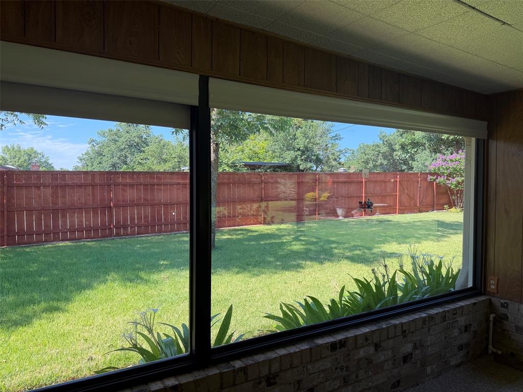1016 Cliff Drive Property Photo 17