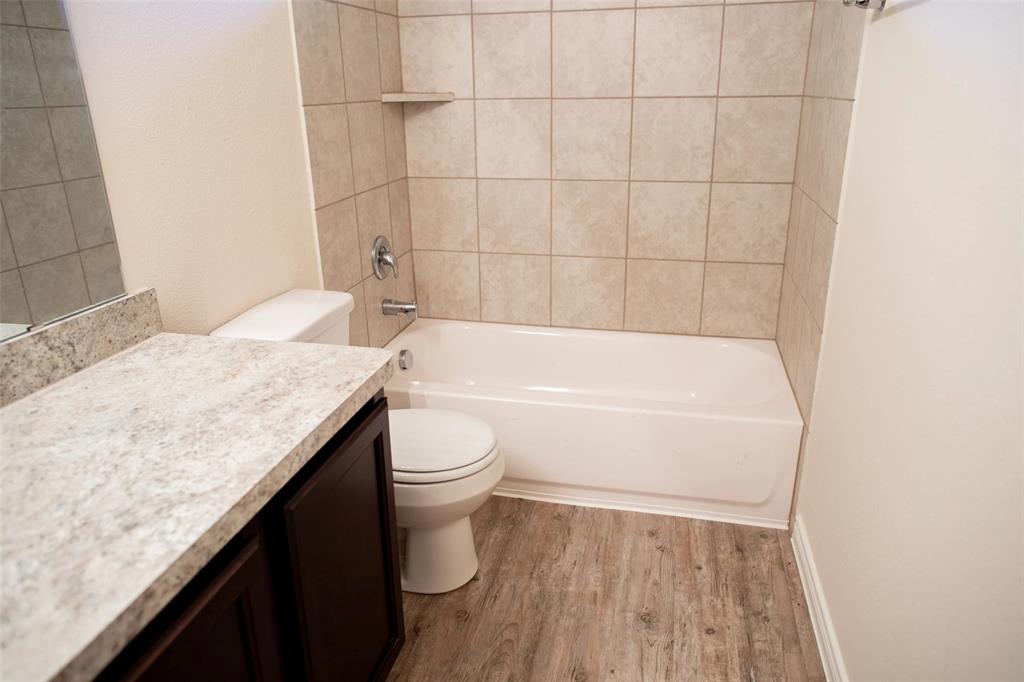 1602 Bobolink Drive Property Photo 9