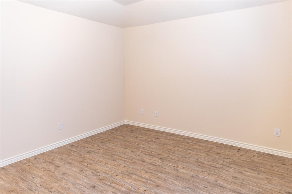 3206 Robin Road Property Photo 10