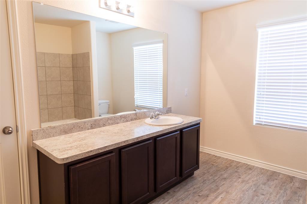 3206 Robin Road Property Photo 14