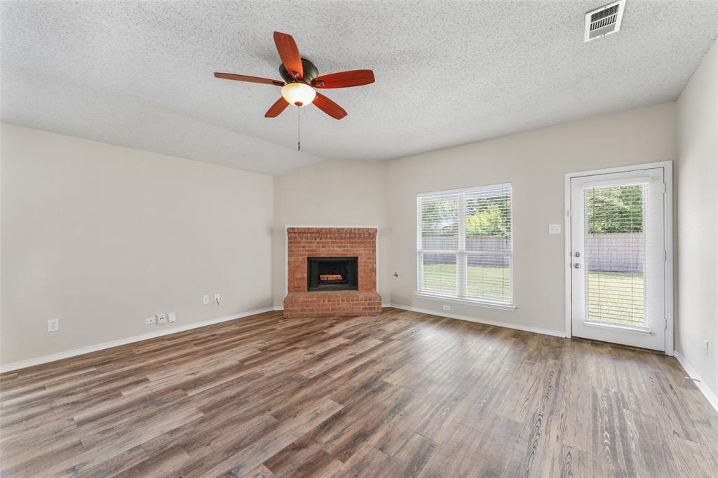 1422 Fairfield Drive Property Photo 10