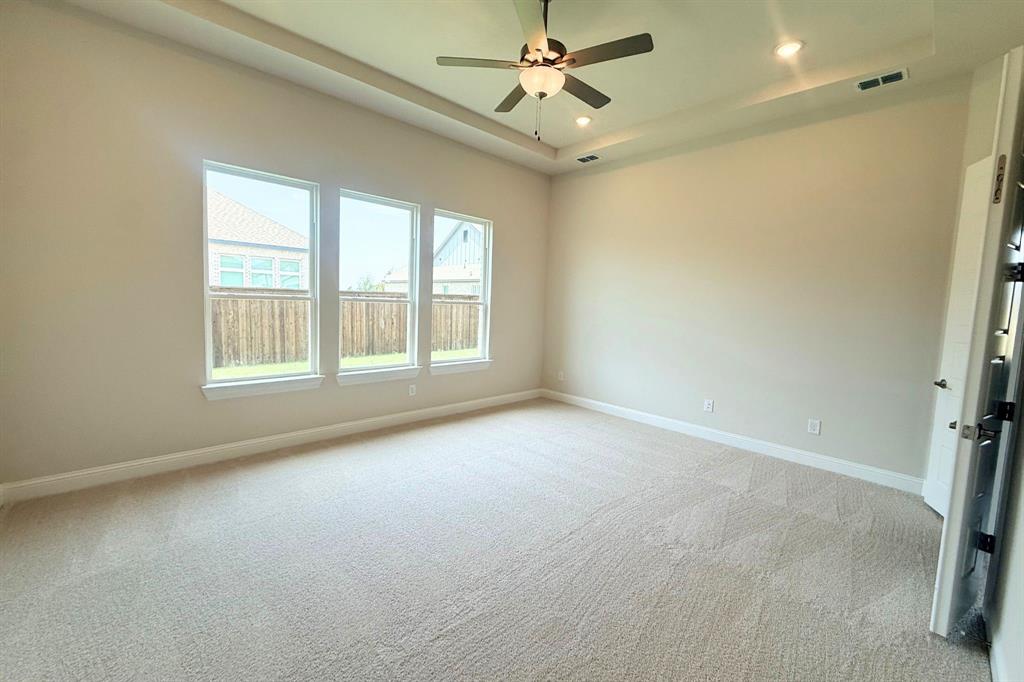 9816 Palermo Lane Property Photo 8