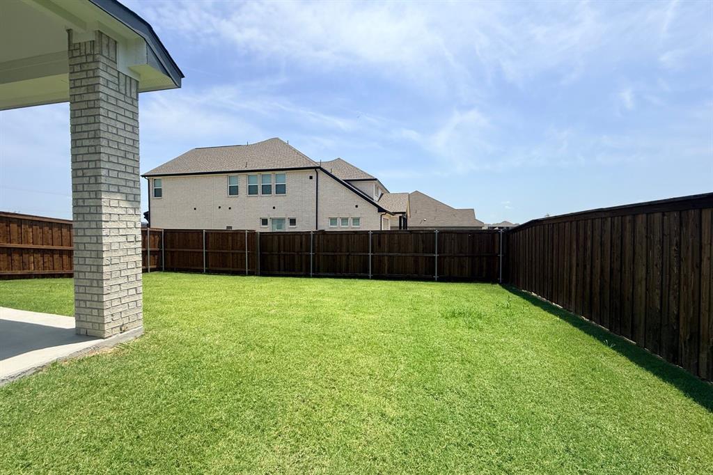 9816 Palermo Lane Property Photo 23