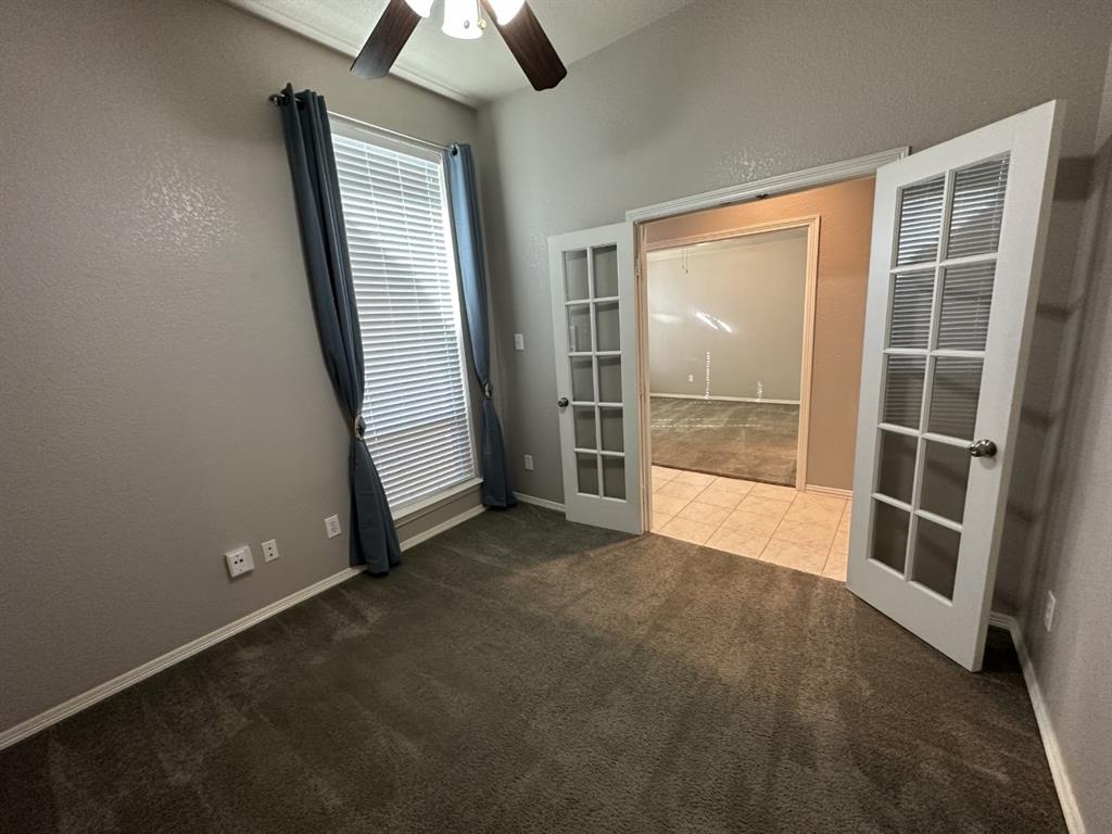2751 Crystal Glenn Circle Property Photo 6