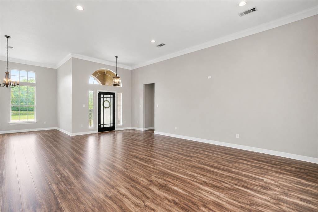 117 Muir Hill Drive Property Photo 4