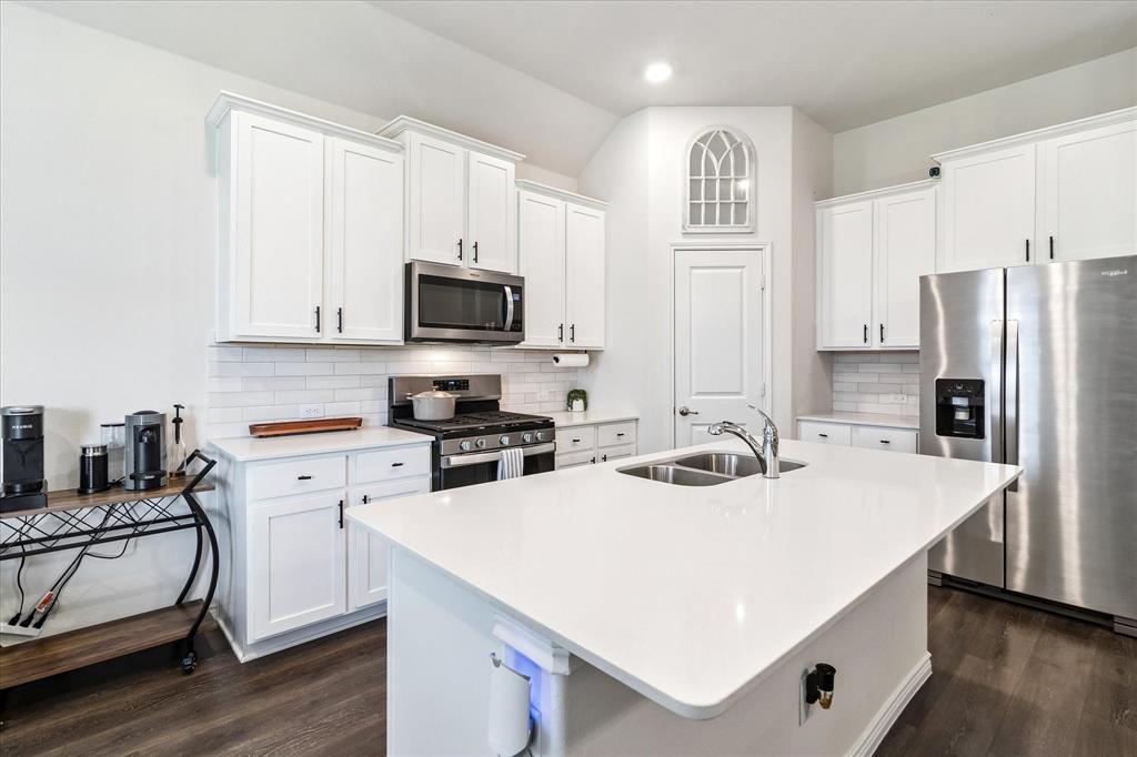 10330 Quail Pointe Road Property Photo 8