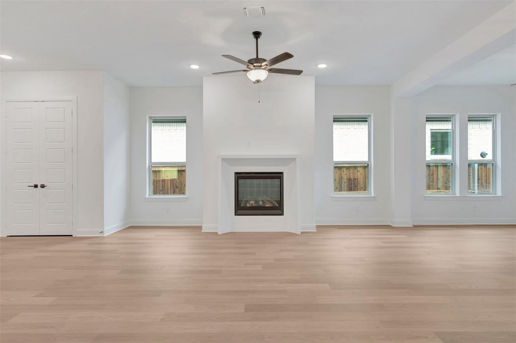 2086 Spotted Fawn Drive Property Photo 12