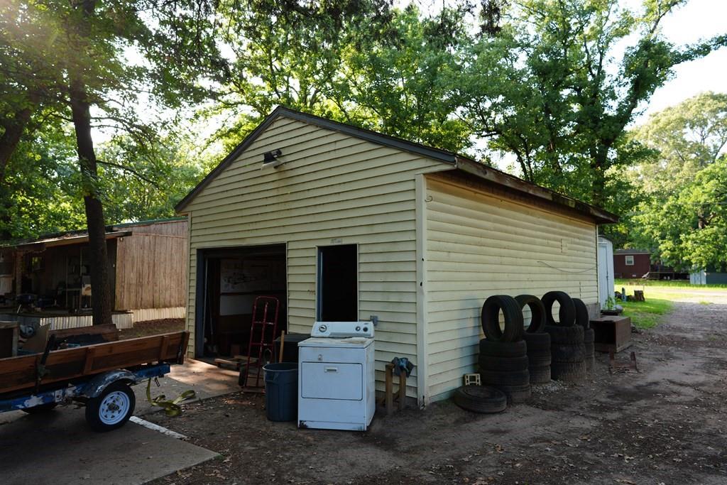 124 W Cedar Lane Property Photo 19