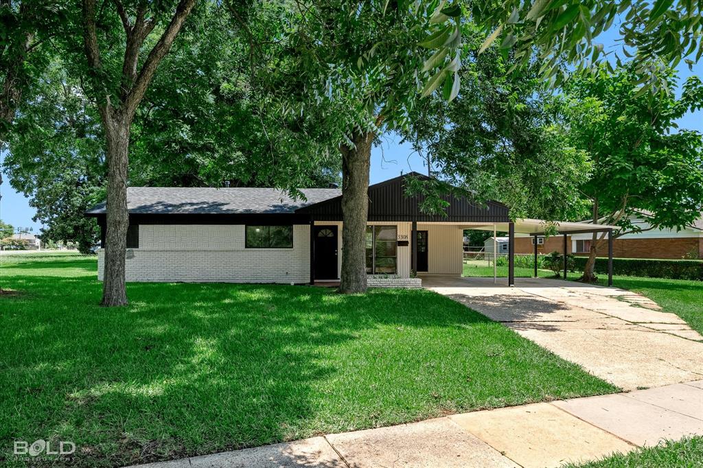 3308 Black Lake Circle Property Photo 4