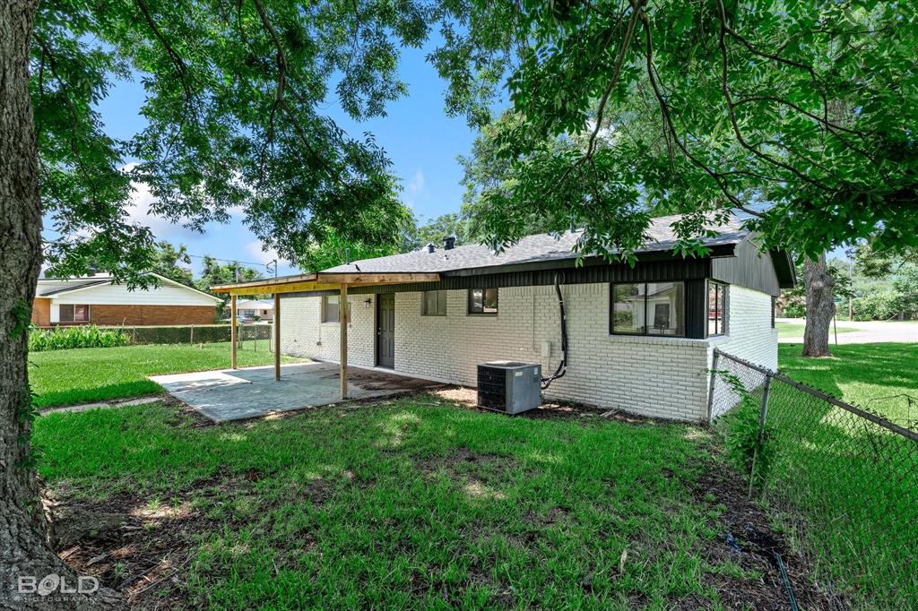 3308 Black Lake Circle Property Photo 12