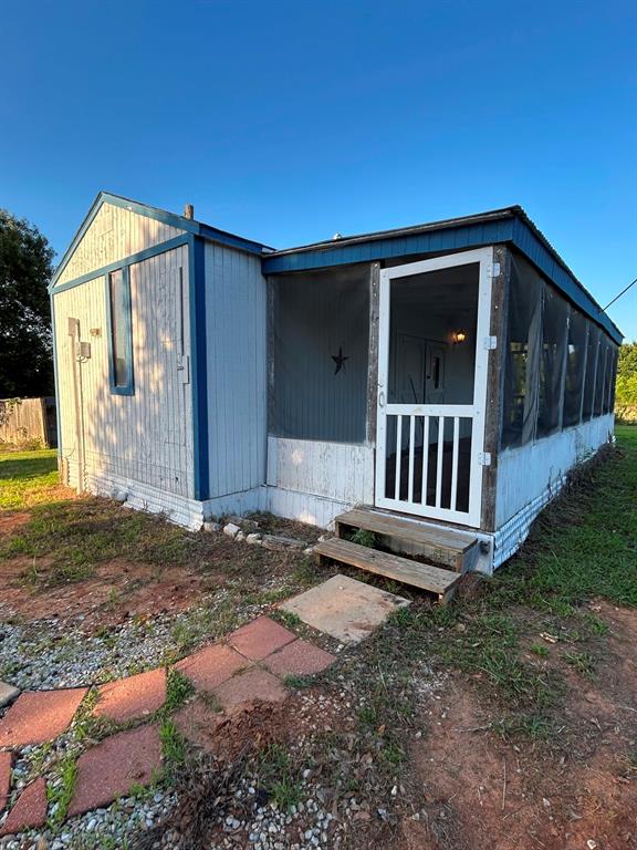 1362 Woodridge Property Photo 1