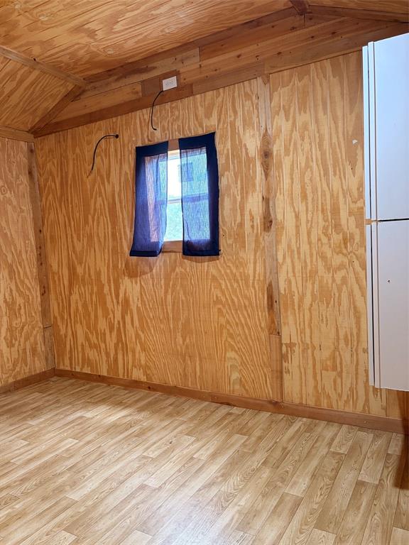 1362 Woodridge Property Photo 2