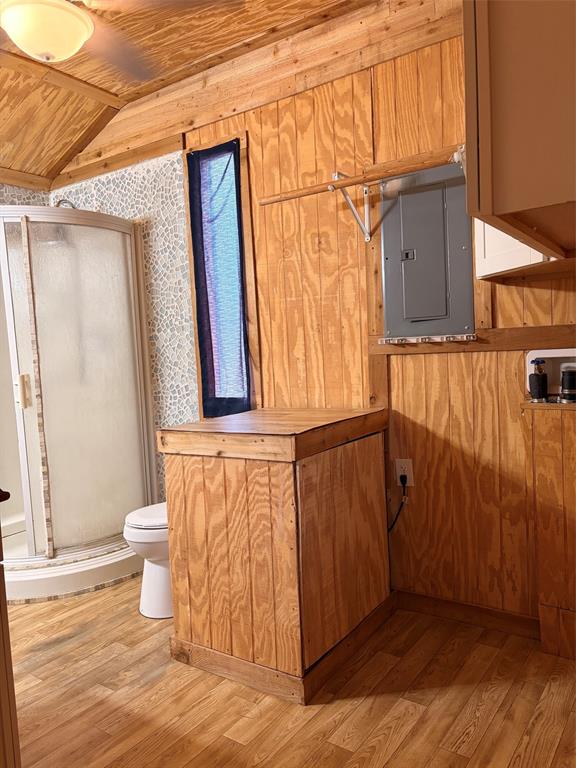 1362 Woodridge Property Photo 6
